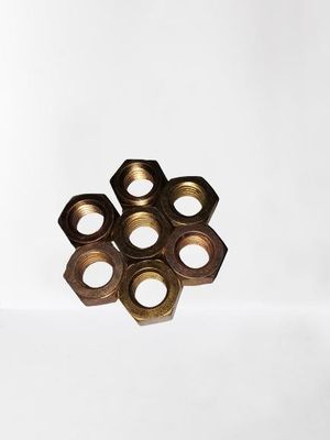 Noix de soudure hexagonale en acier inoxydable pour tuyaux d'échappement lourds