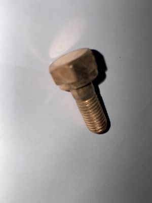 Série 190 12V. 03.53B Pièces moteur Tête de bouteille Évacuateur vis de port Composant standard