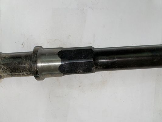 Demande personnalisée pièces moteur roulement principal localisateur boulon pour générateur de gaz de la série 190