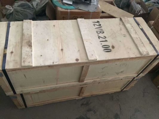 12vb 21.00 Pièces de moteur Jichai Assemblage de refroidisseur d'huile Alliage d'aluminium certifié ISO 9001