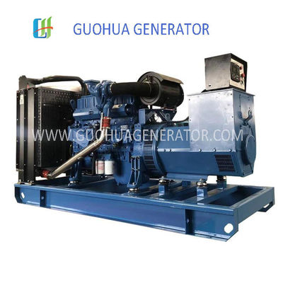 Générateur diesel de 100 kW sans pinceau Genset refroidi à l'eau avec réservoir de carburant de base Y100